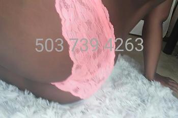 , 26  female escort, Eugene