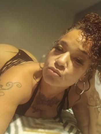 - Your , 38  female escort, Eugene