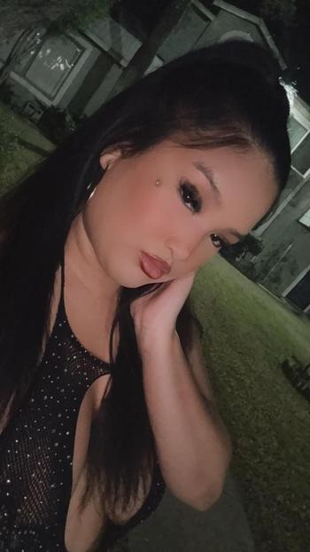 Mulan, 25  female escort, Eugene
