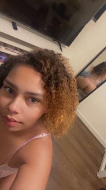 Kenzie , 25  female escort, Eugene