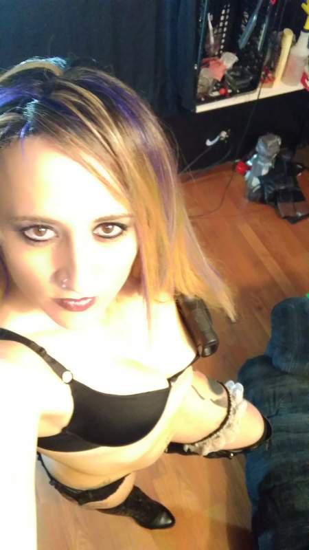 escort photo 4